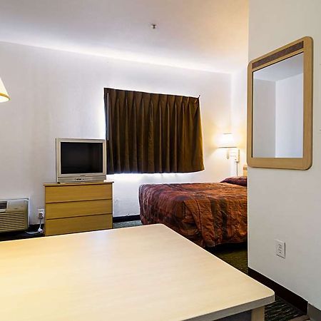 Studio 6 Charlotte Airport Ξενοδοχείο Δωμάτιο φωτογραφία